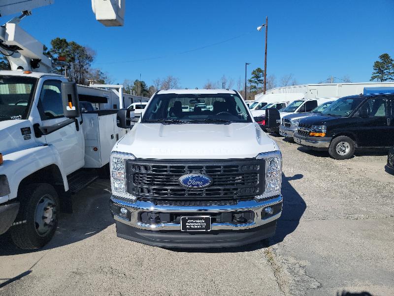 Ford F-250 SD XL Crew Cab 4WD 2023