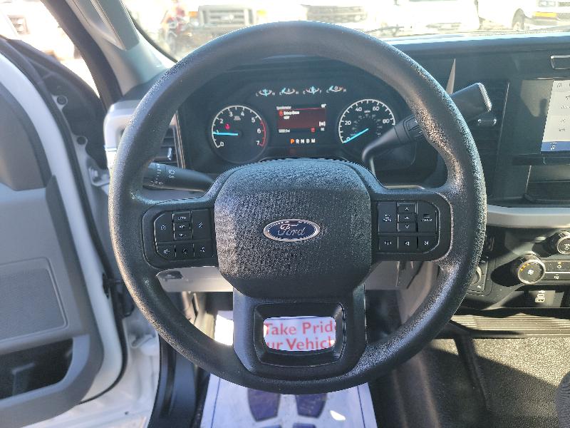 Ford F-250 SD XL Crew Cab 4WD 2023