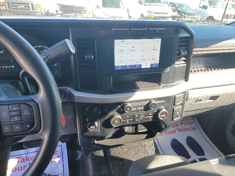 Ford F-250 SD XL Crew Cab 4WD 2023