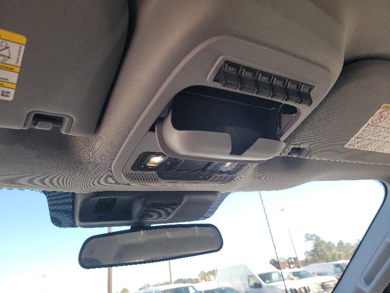 Ford F-250 SD XL Crew Cab 4WD 2023