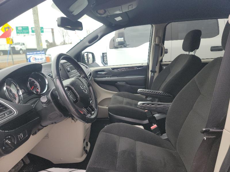 Dodge Grand Caravan SE 2016