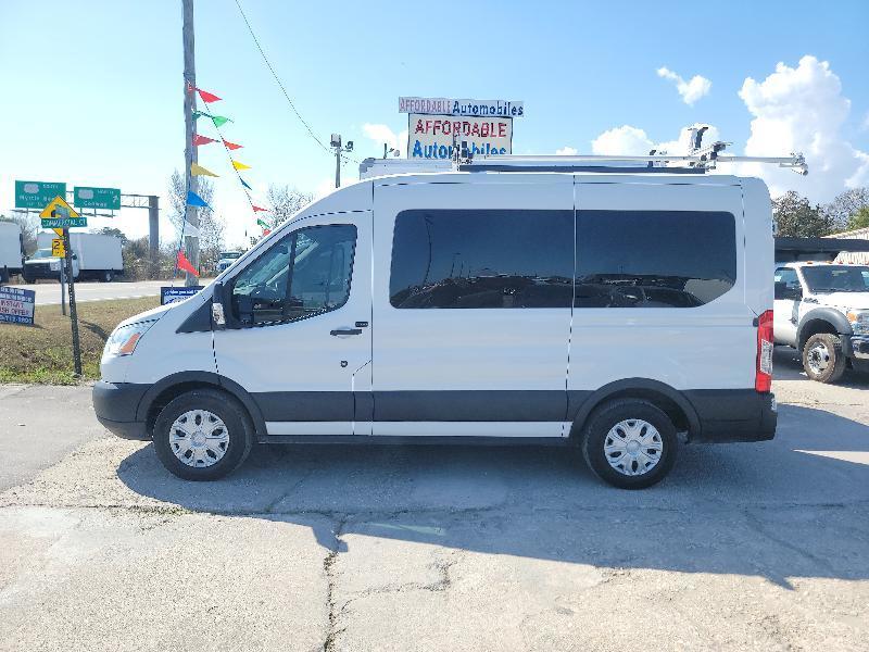 Ford Transit 150 Wagon Med. Roof XL w/Sliding Pass. 130-in. WB 2019