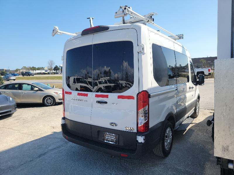 Ford Transit 150 Wagon Med. Roof XL w/Sliding Pass. 130-in. WB 2019