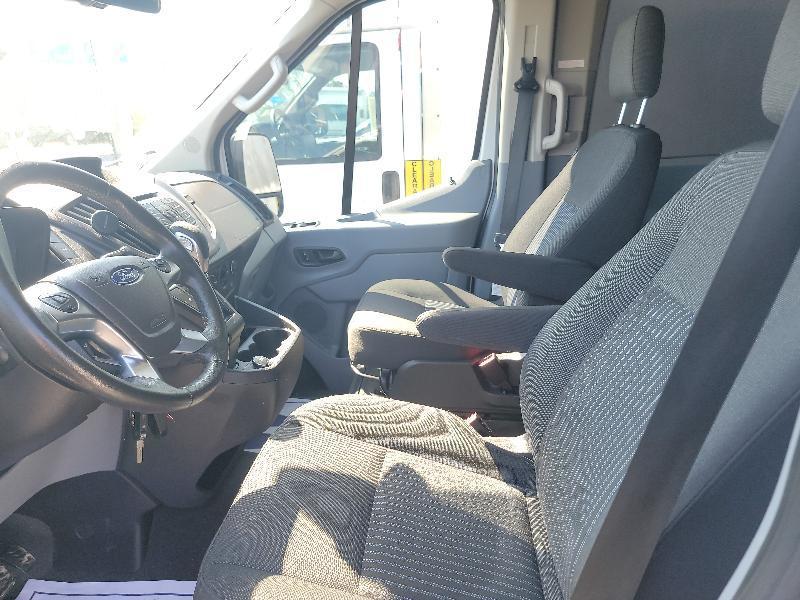 Ford Transit 150 Wagon Med. Roof XL w/Sliding Pass. 130-in. WB 2019