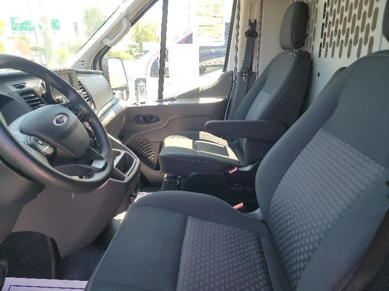 Ford Transit 250 Van Med. Roof w/Sliding Pass. 148-in. WB 2023