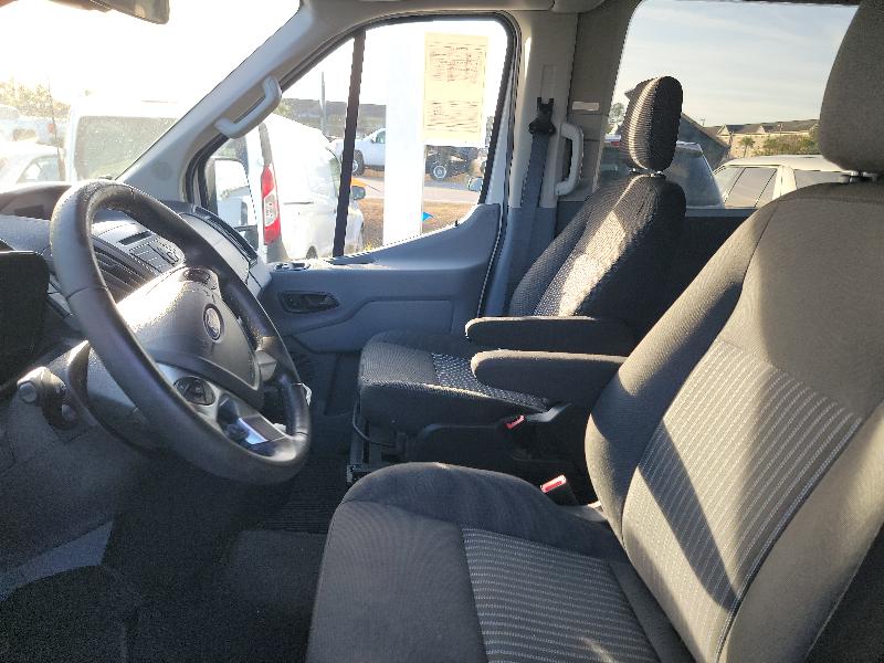 Ford Transit 150 Wagon Med. Roof XL w/Sliding Pass. 130-in. WB 2019