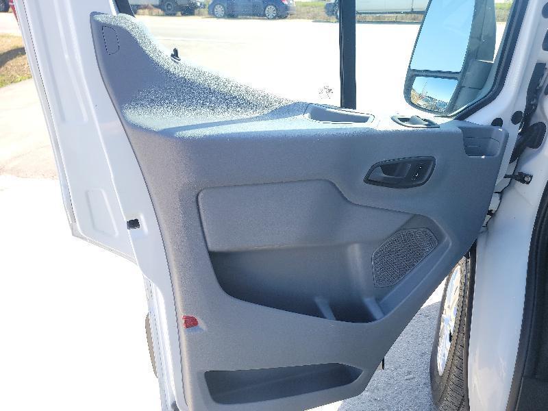 Ford Transit 150 Wagon Med. Roof XL w/Sliding Pass. 130-in. WB 2019