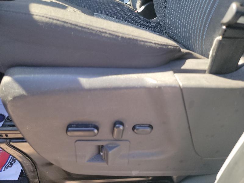 Ford Transit 150 Wagon Med. Roof XL w/Sliding Pass. 130-in. WB 2019