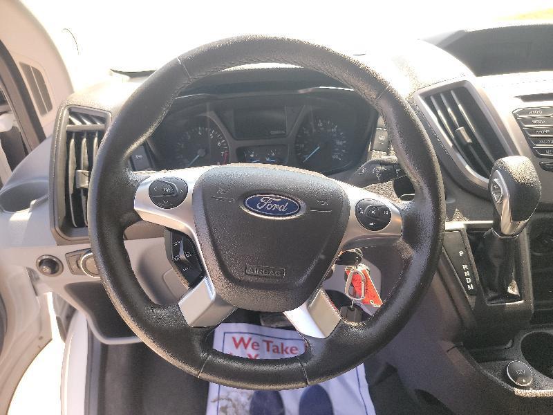 Ford Transit 150 Wagon Med. Roof XL w/Sliding Pass. 130-in. WB 2019