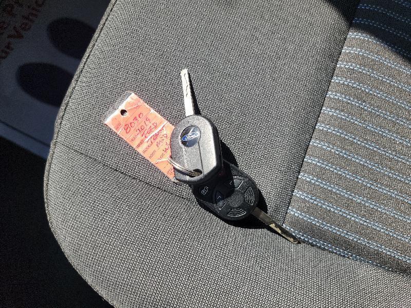 Ford Transit 150 Wagon Med. Roof XL w/Sliding Pass. 130-in. WB 2019