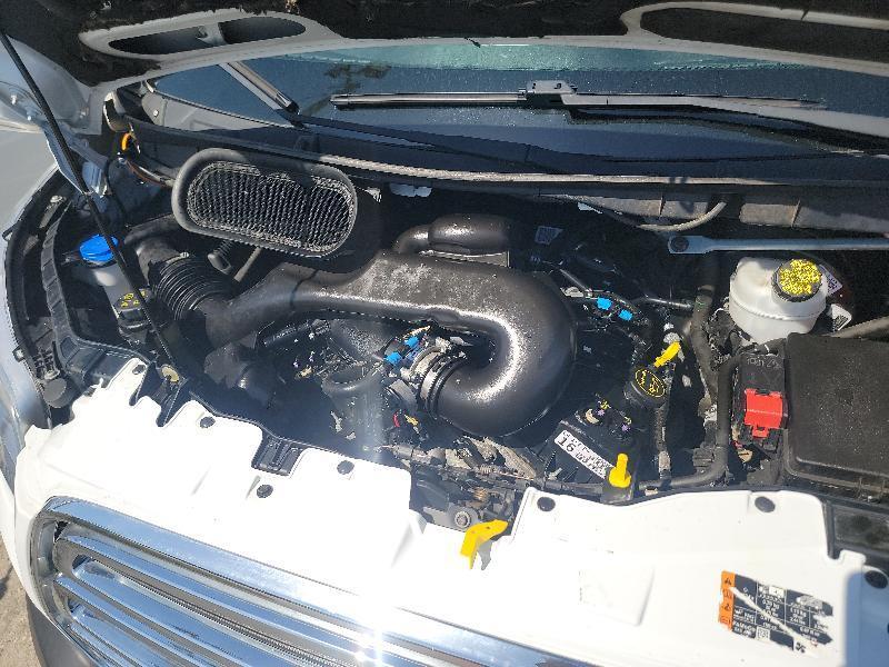 Ford Transit 150 Wagon Med. Roof XL w/Sliding Pass. 130-in. WB 2019