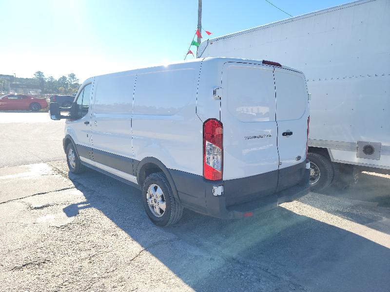 Ford Transit 250 Van Low Roof w/Sliding Pass. 130-in. WB 2020