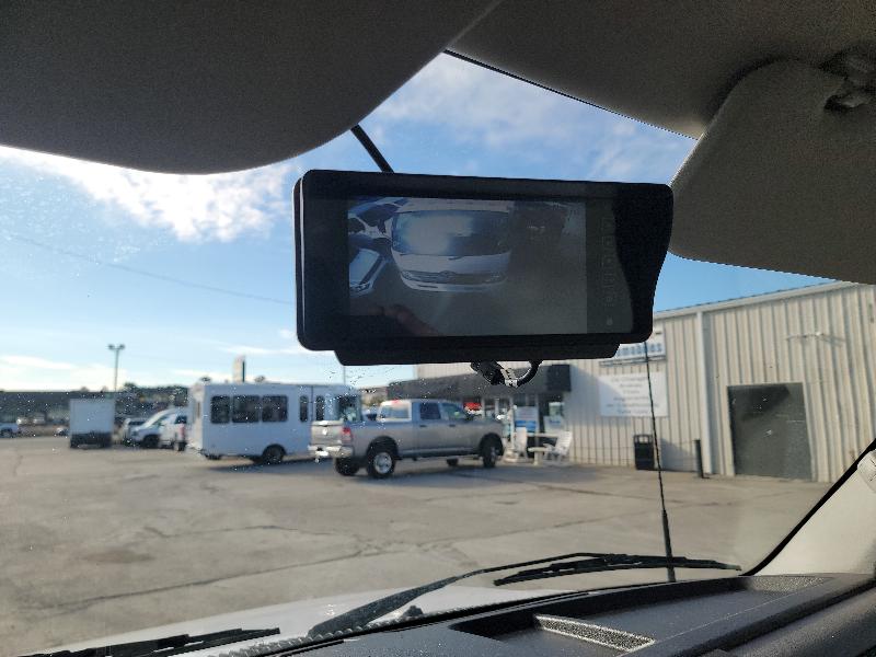 Ford Econoline E-350 Super Duty 2024