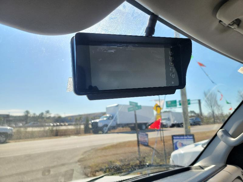 Ford Econoline E-350 Super Duty 2024