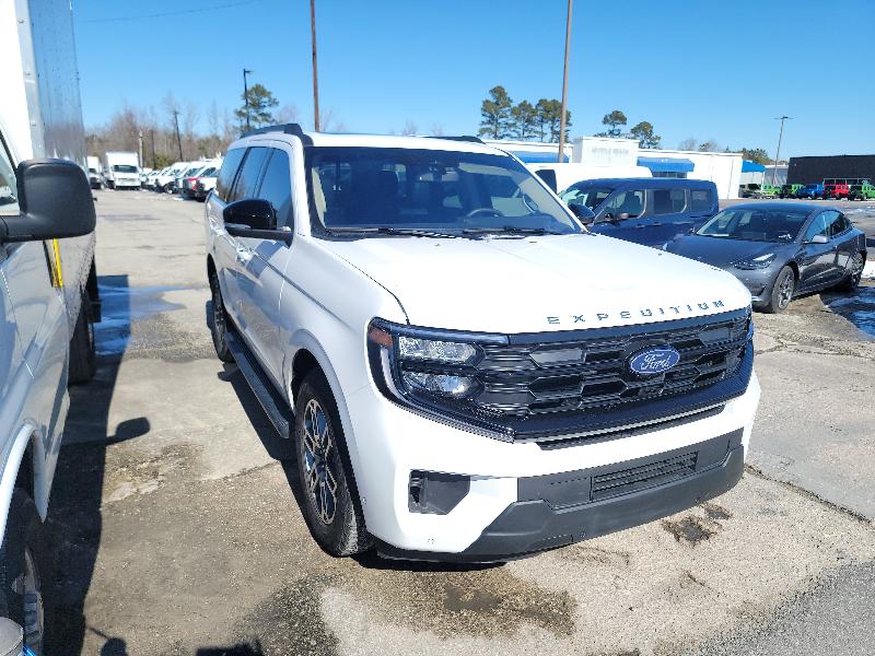 Ford Expedition Active 4WD 2025