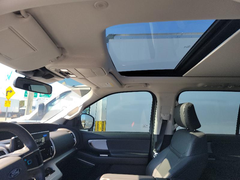 Ford Expedition Active 4WD 2025