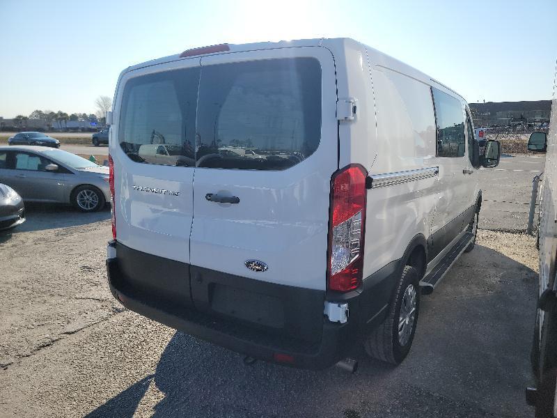 Ford Transit 250 Van 2024