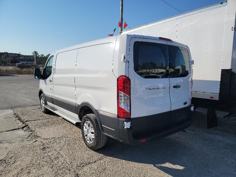 Ford Transit 250 Van 2024