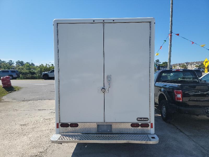 Isuzu NPR HD  2019