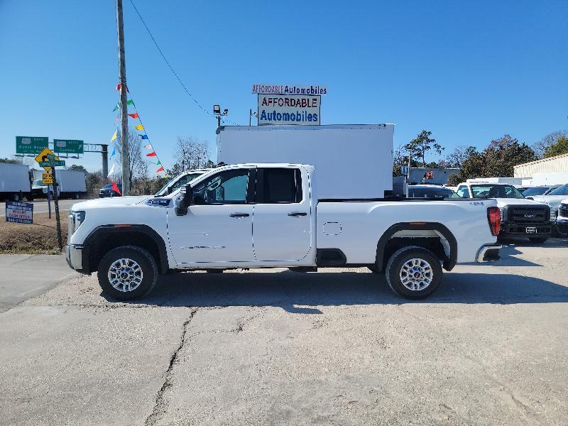 Chevrolet Silverado 3500HD Work Truck Crew Cab 4WD 2023