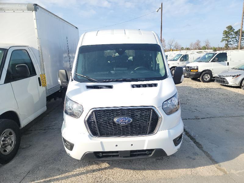 Ford Transit 350 Wagon Med. Roof XL w/Sliding Pass. 148-in. WB 2025