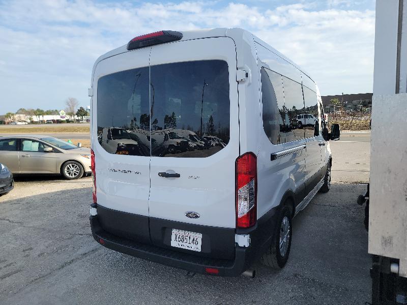 Ford Transit 350 Wagon Med. Roof XL w/Sliding Pass. 148-in. WB 2025