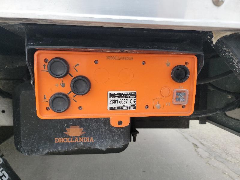 Ford Econoline E-350 Super Duty 2024