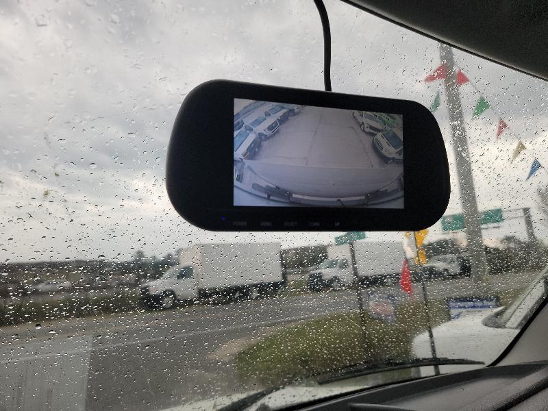 Ford Econoline E-350 Super Duty 2024