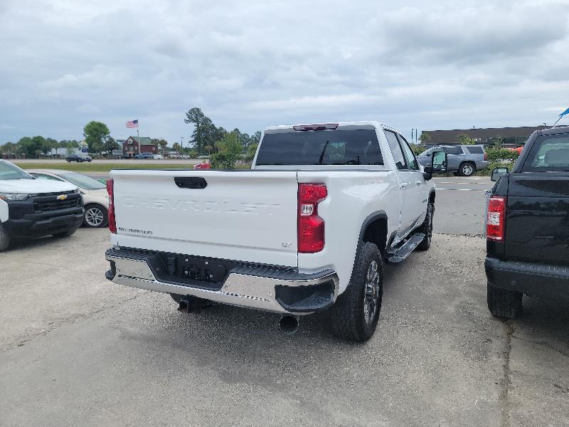 Chevrolet Silverado 2500HD LT Crew Cab Short Box 4WD 2024