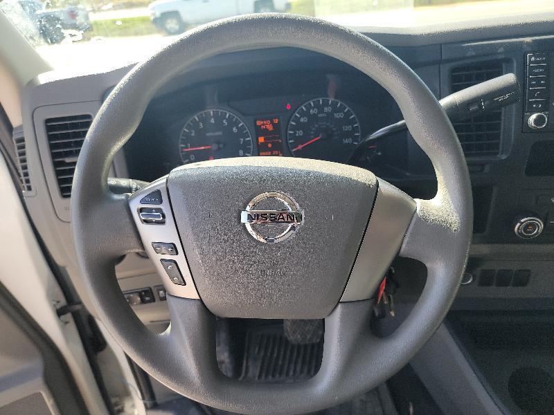 Nissan NV Cargo 2500 HD S V6 2021