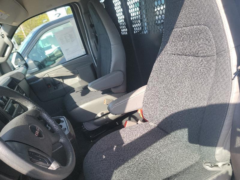 GMC Savana G2500 Cargo 2024