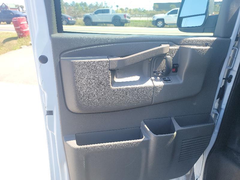 Chevrolet Express 2500 Cargo 2024