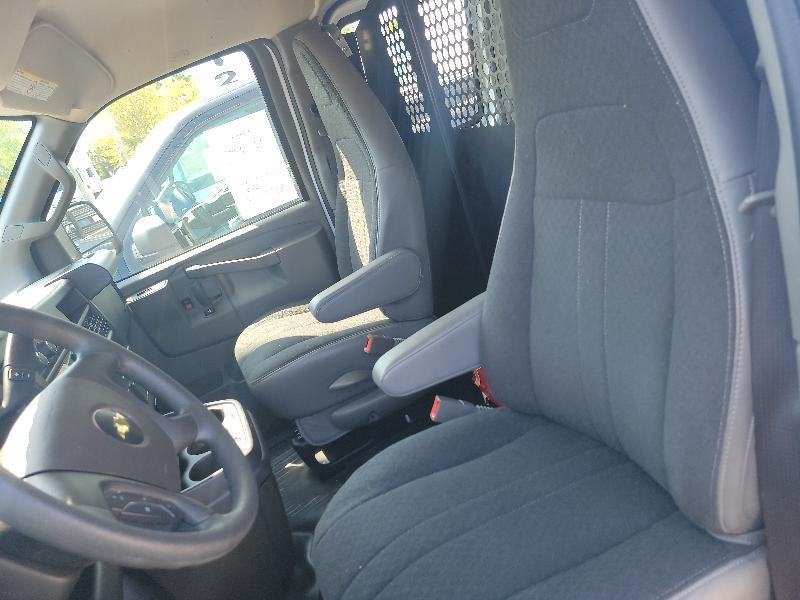 Chevrolet Express 2500 Cargo 2024