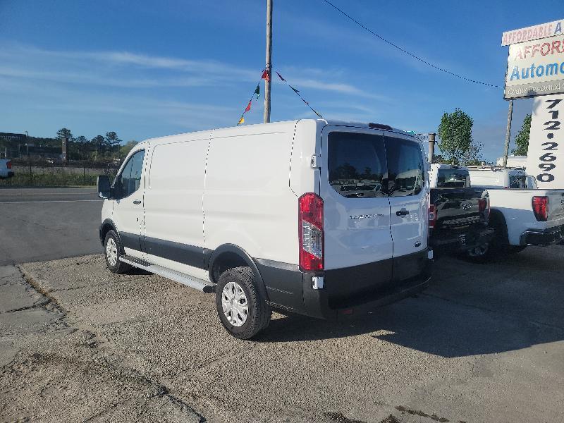 Ford Transit 250 Van 2024