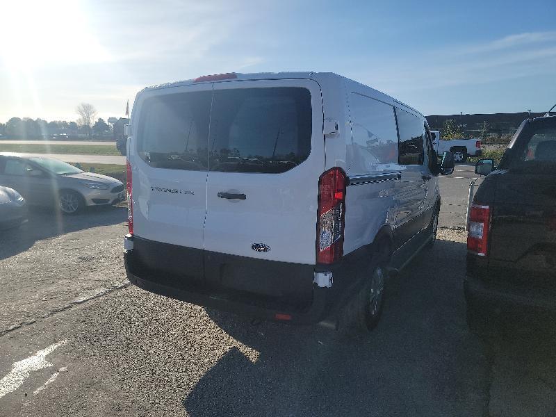 Ford Transit 250 Van 2024
