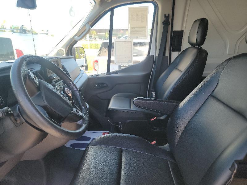 Ford Transit 250 Van 2024