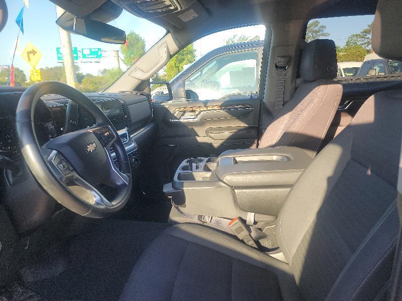 Chevrolet Silverado 1500 LT-L Crew Cab 4WD 2023