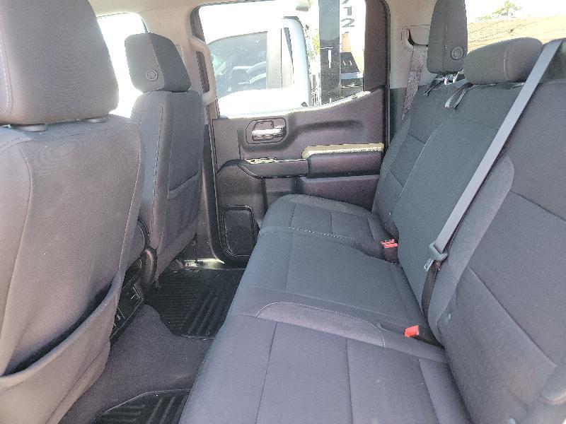 Chevrolet Silverado 1500 Custom Crew Cab 4WD 2024