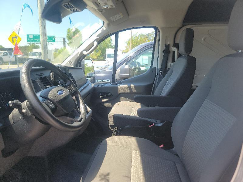 Ford Transit 350 Van Low Roof Sliding Pass. 130-in. WB 2024