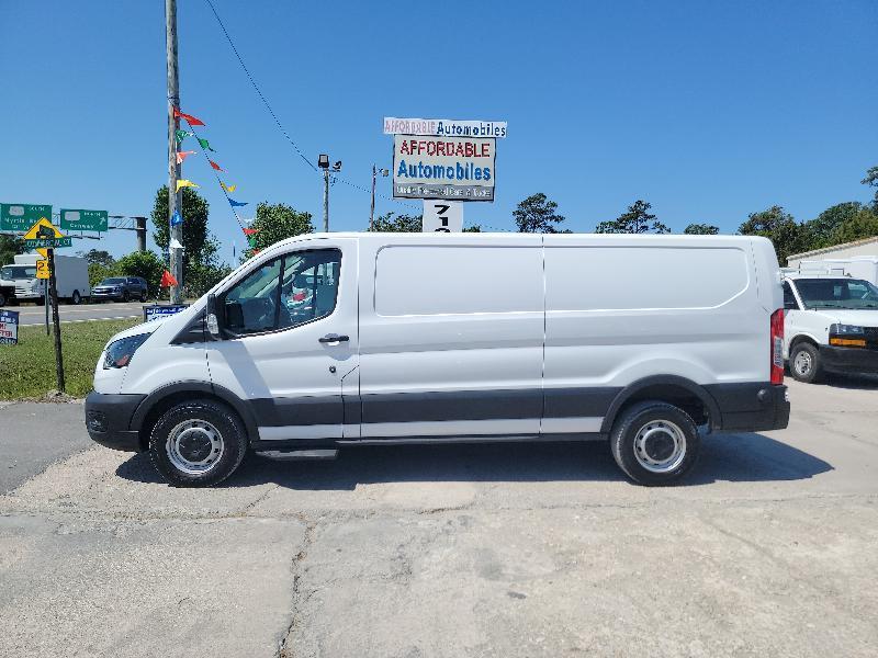 Ford Transit 350 Van Low Roof Sliding Pass. 130-in. WB 2024