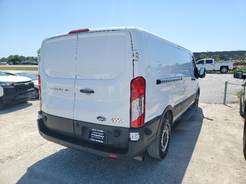 Ford Transit 350 Van Low Roof Sliding Pass. 130-in. WB 2024