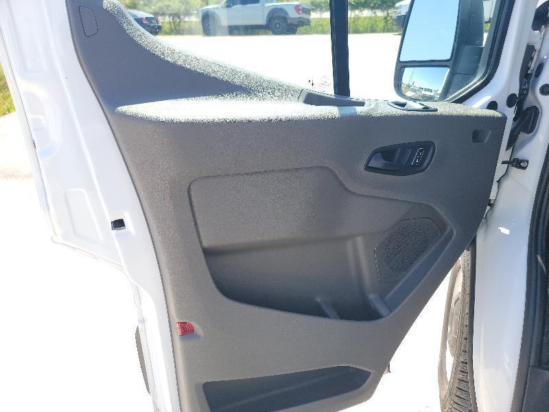 Ford Transit 350 Van Low Roof Sliding Pass. 130-in. WB 2024
