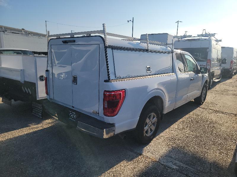 Ford F-150 2WD Supercab 133" XLT 2021