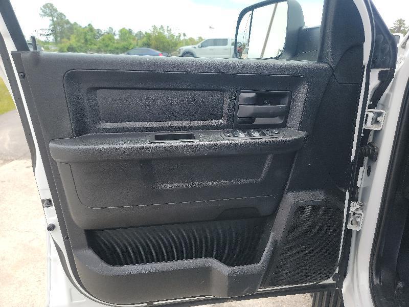 RAM 3500 ST Crew Cab LWB 4WD 2022