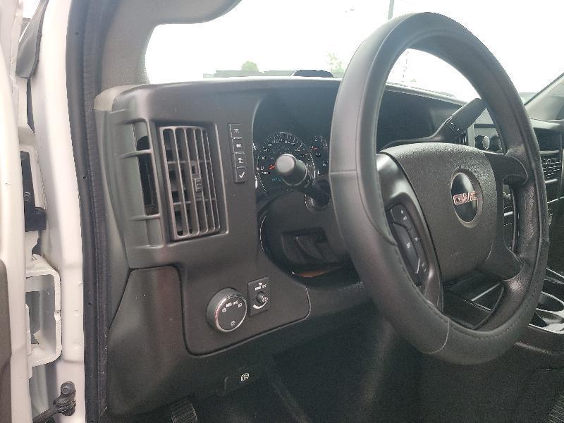 GMC Savana G2500 Cargo 2016