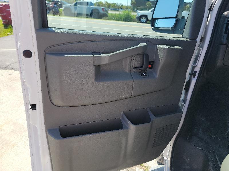 GMC Savana G2500 Cargo 2016