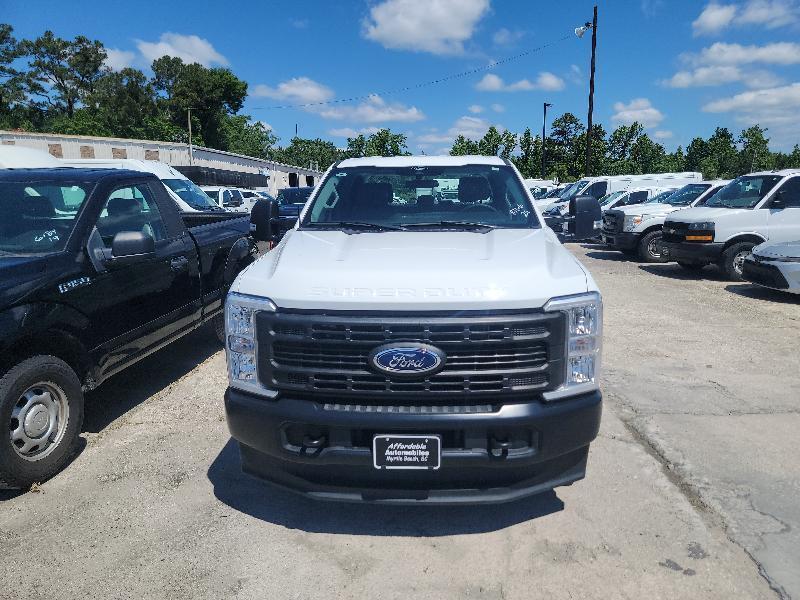 Ford F-250 SD XL Crew Cab 4WD 2024