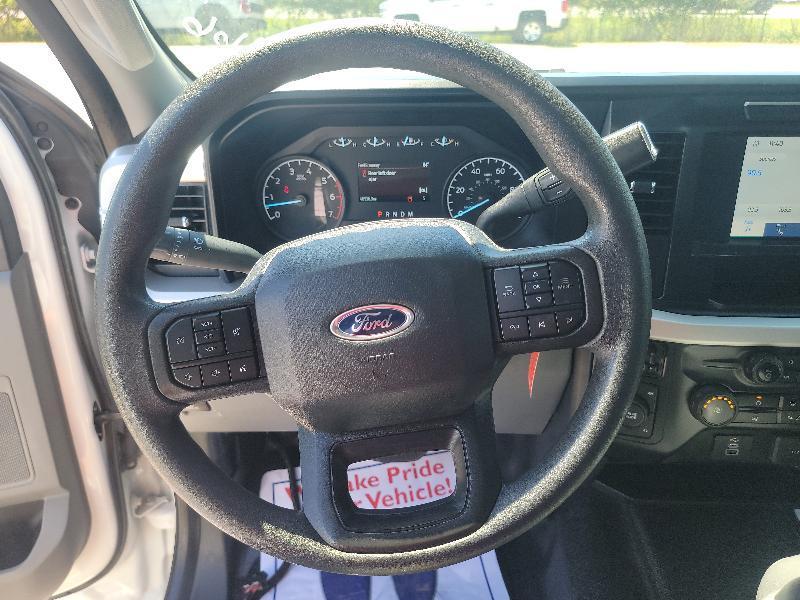 Ford F-250 SD XL Crew Cab 4WD 2024