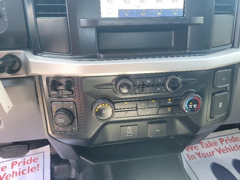 Ford F-250 SD XL Crew Cab 4WD 2024