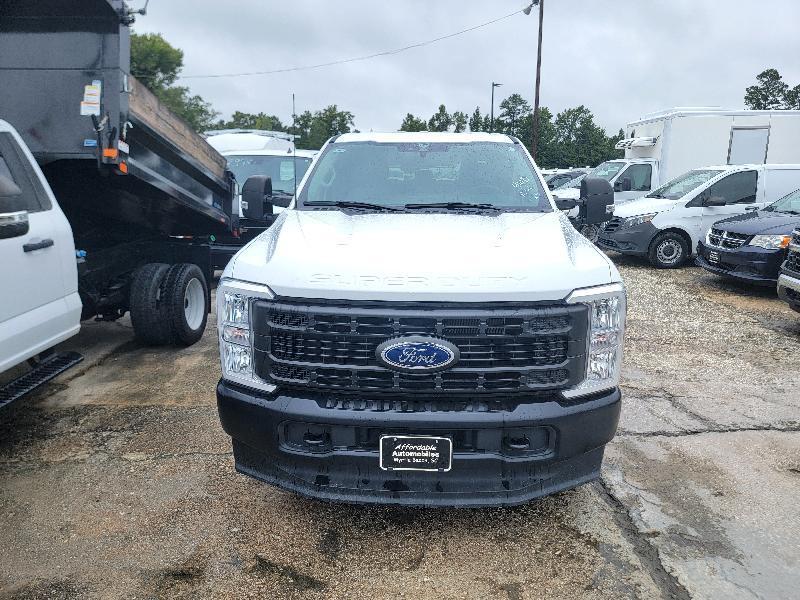 Ford F-250 SD XL Crew Cab 4WD 2024